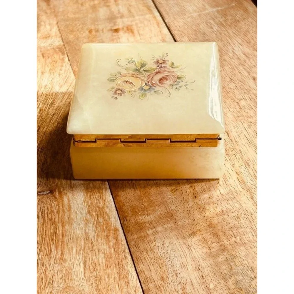Vintage Italian Handpainted Rose Motif Alabaster Hinged Trinket Box Italy